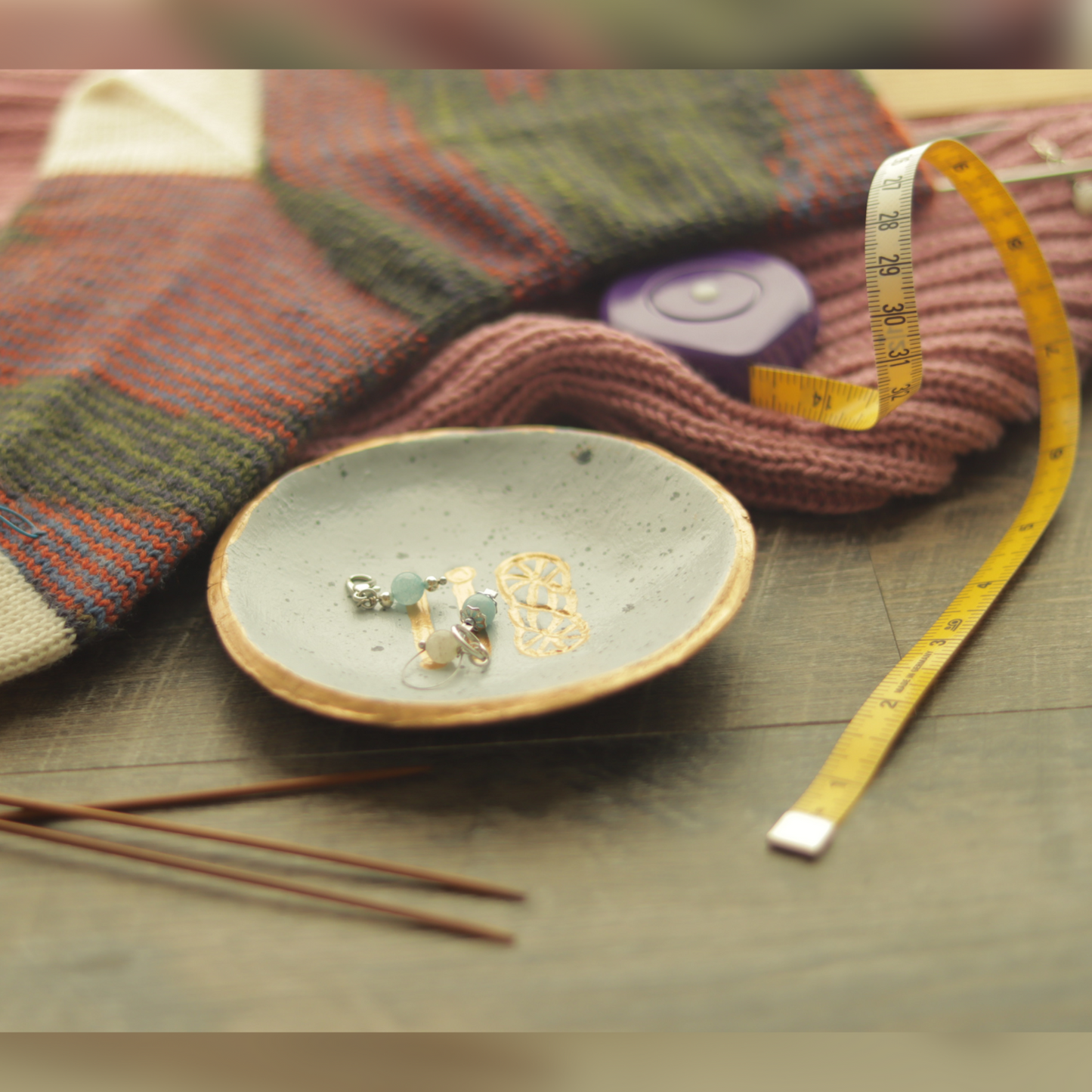 Yarn & Knitting Needle Dish - Stitch Marker Organizer & Jewelry Dish